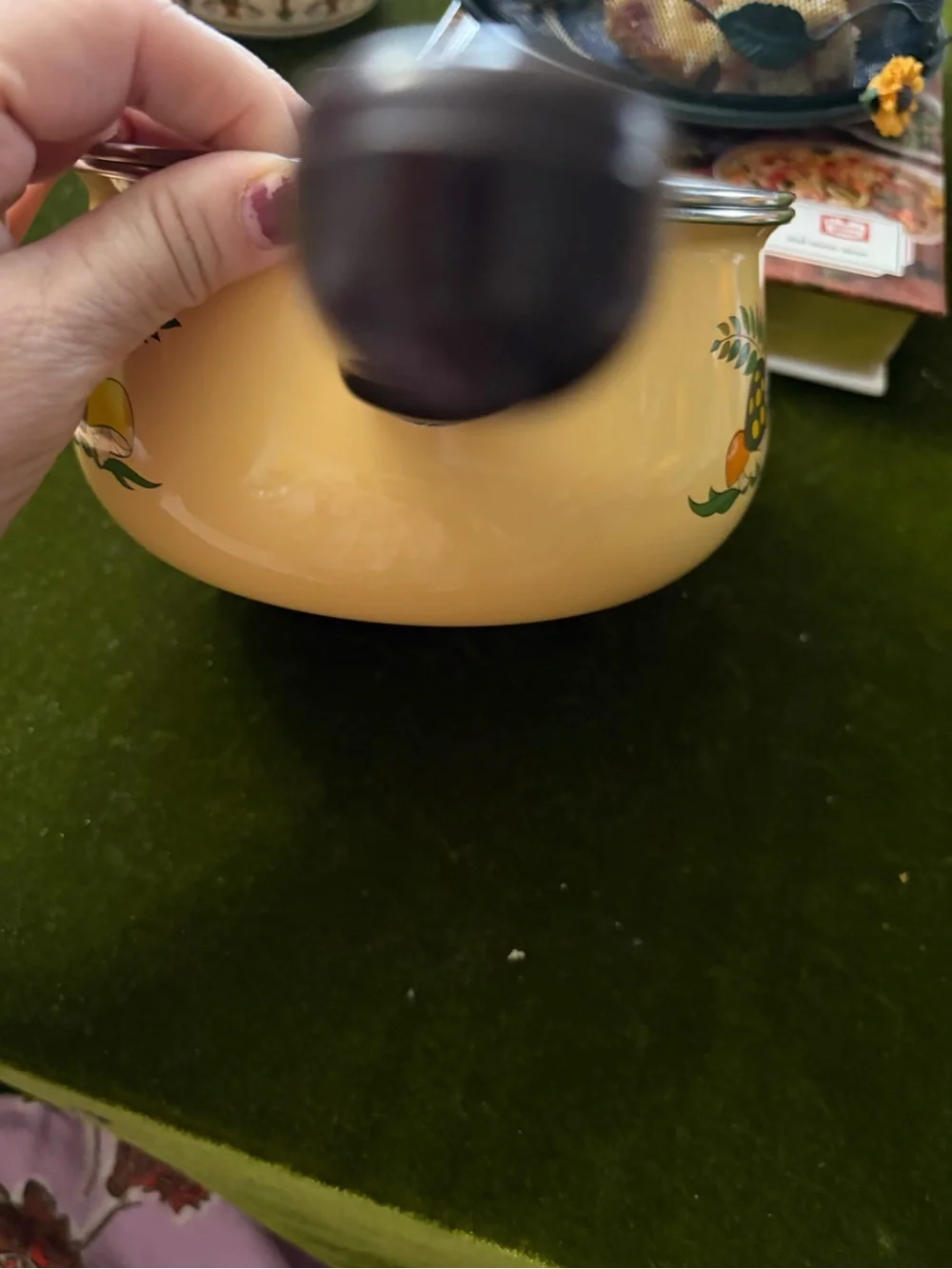 Cream Mushroom-Print Saucepan with Lid and Long Handle - Picture 3 of 8